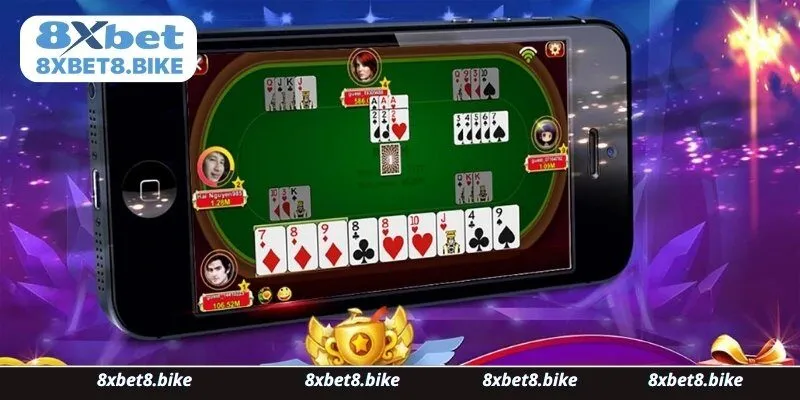 Game bài phỏm online 8xbet